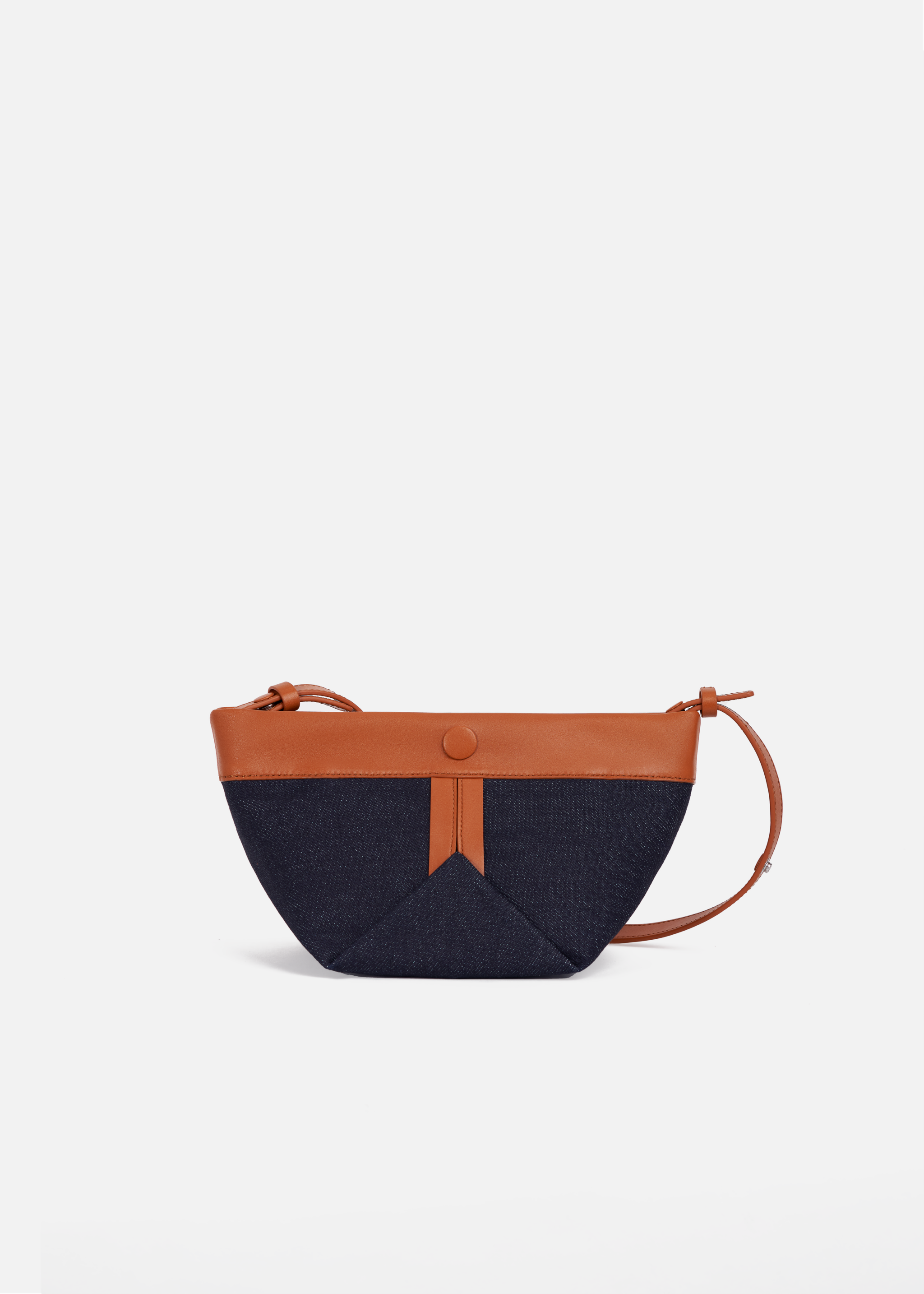 Gusset Denim/Laramie Leather Crossbody in Navy/Aged Camello