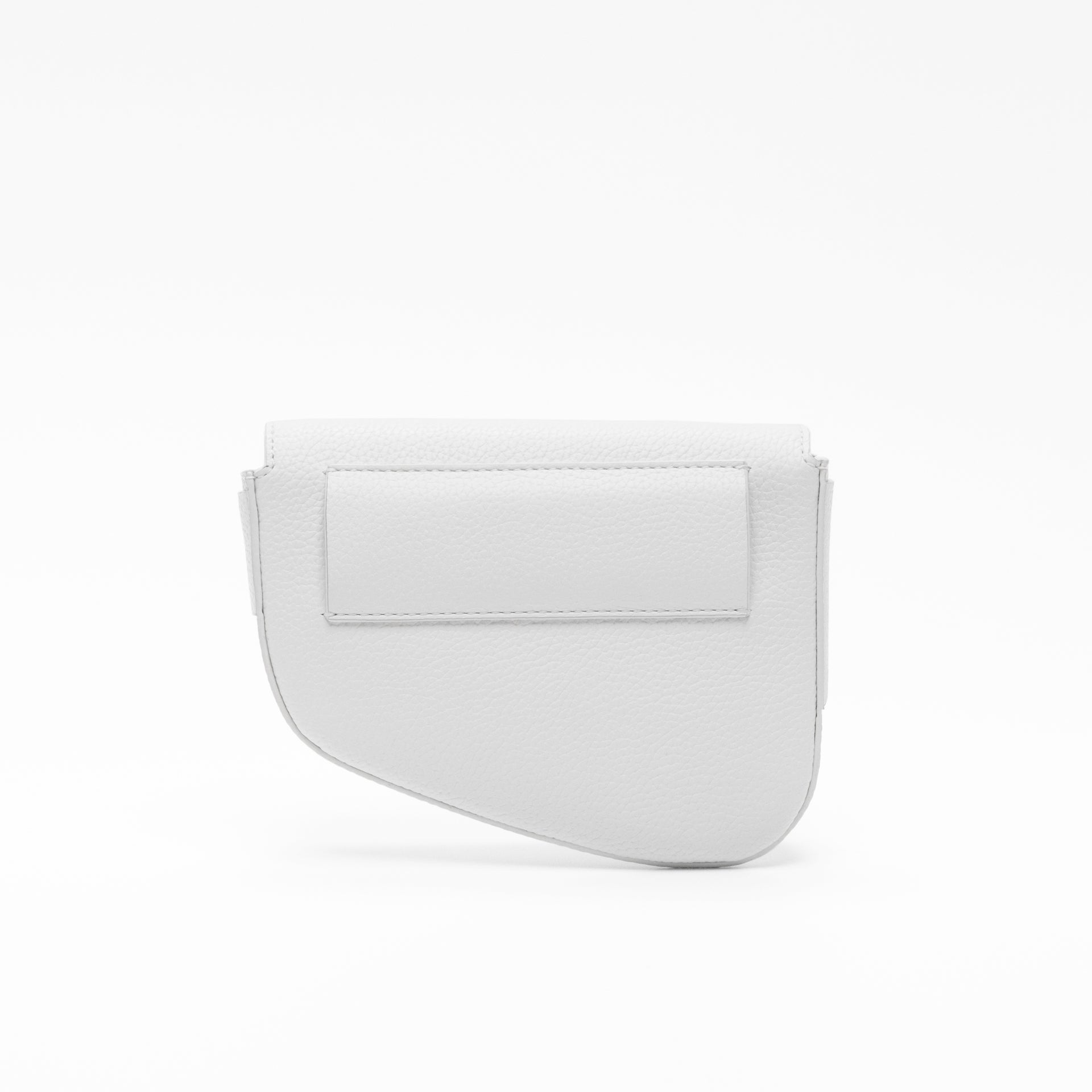 Ellipse Pebble Leather Fanny Pack in Optic White