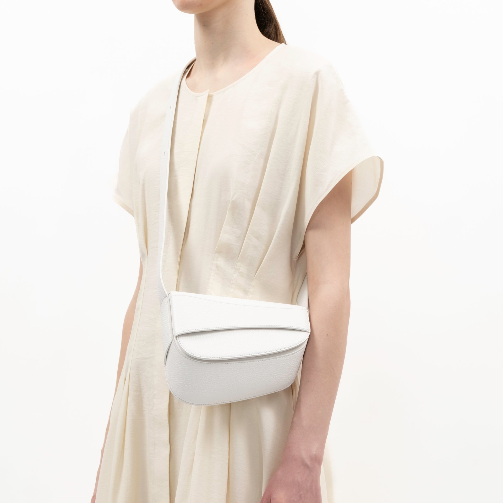 Ellipse Pebble Leather Shoulder Bag in Optic White