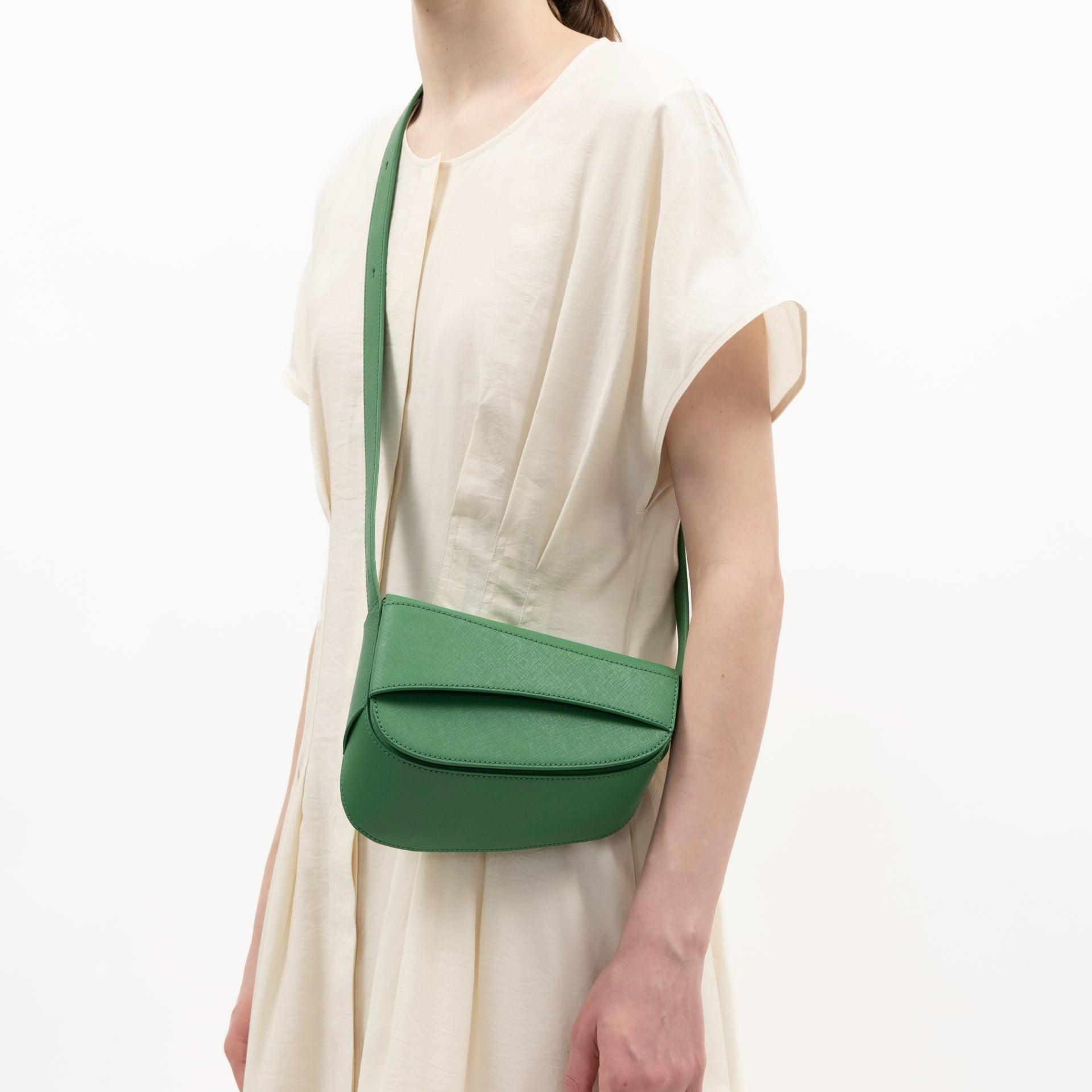 Ellipse Saffiano Leather Shoulder Bag in Verde