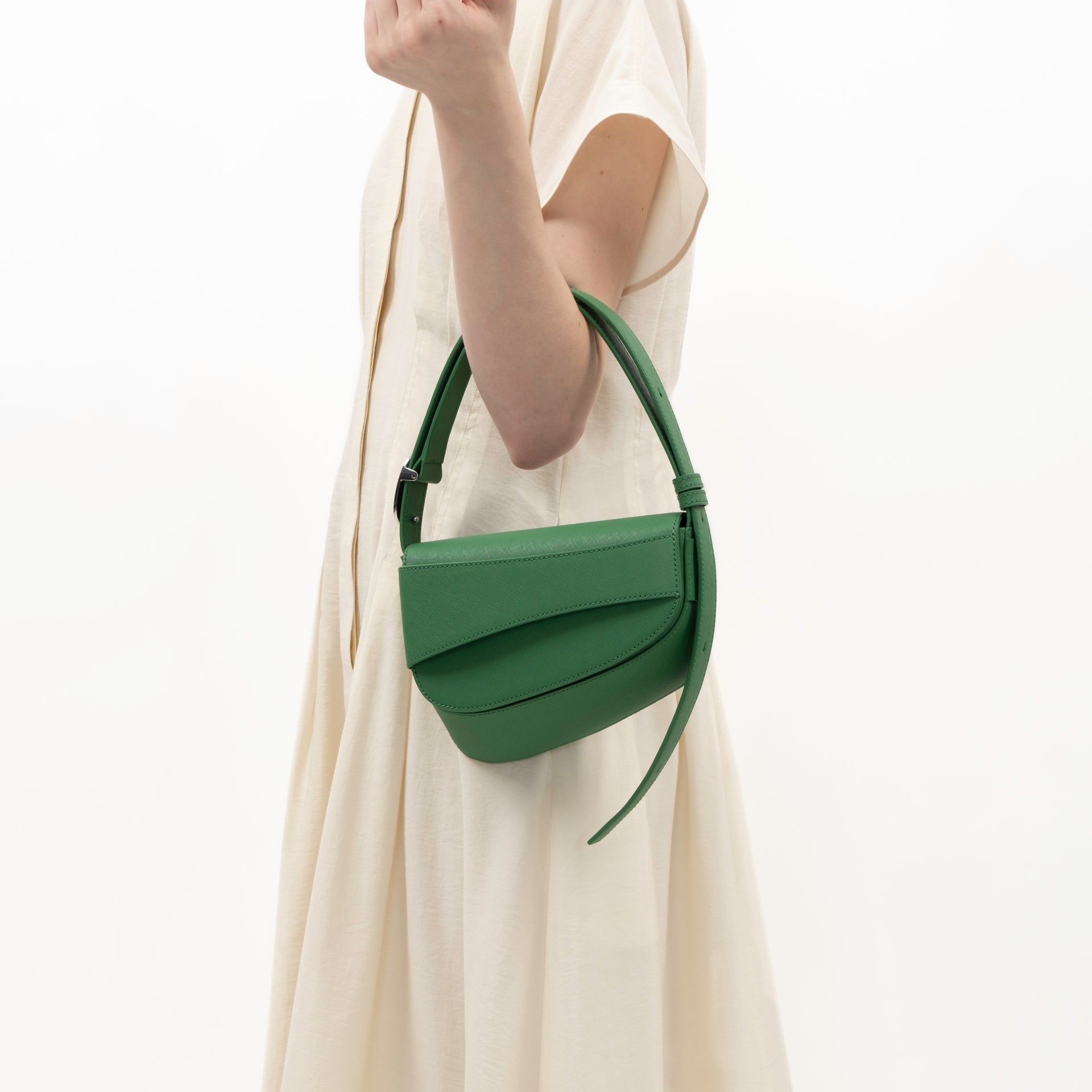 Ellipse Saffiano Leather Shoulder Bag in Verde