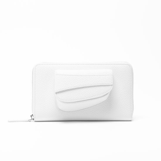 Ellipse Pebble Leather Travel Wallet in Optic White