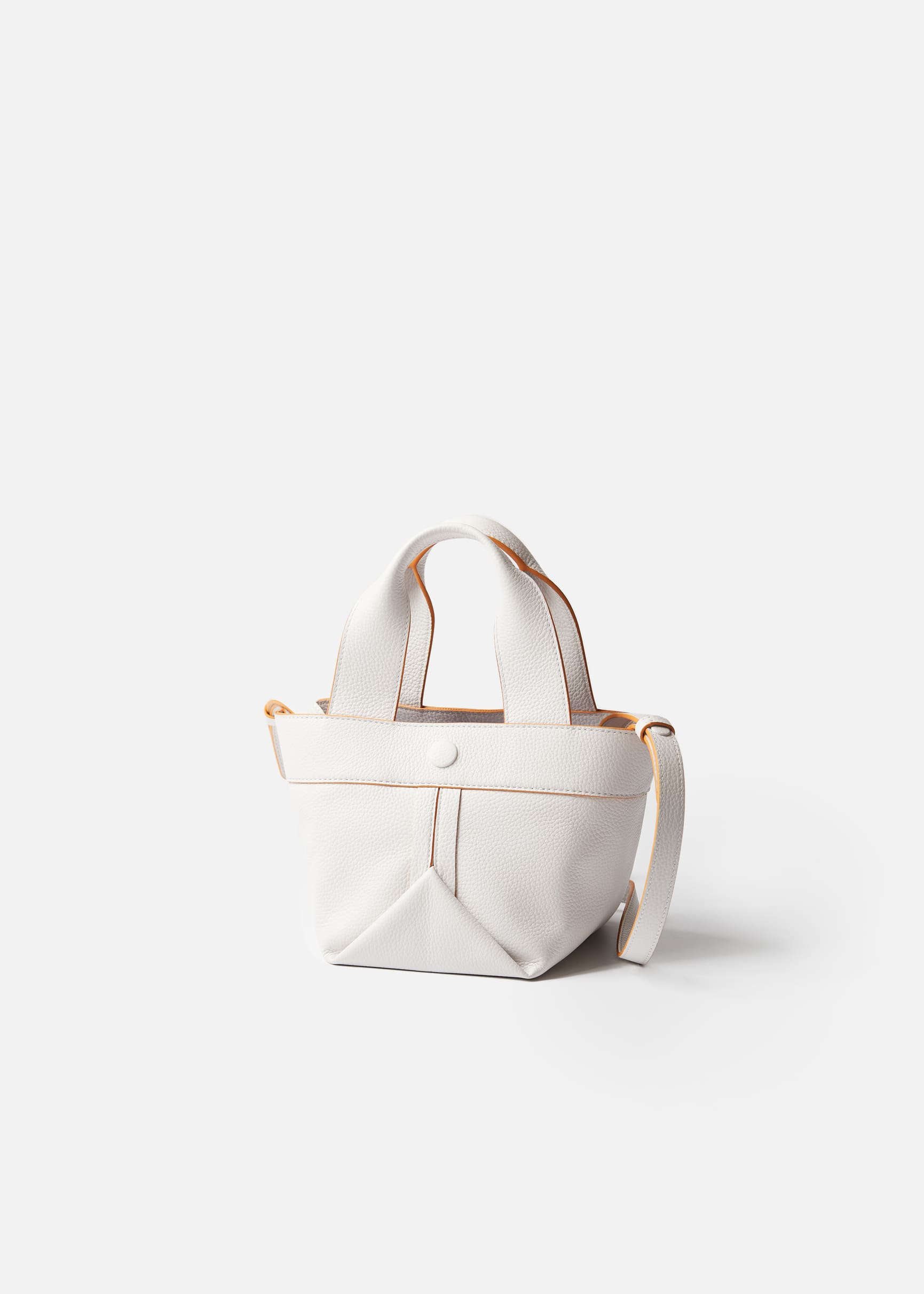 Gusset small pebble leather tote in white with caramel edge paint