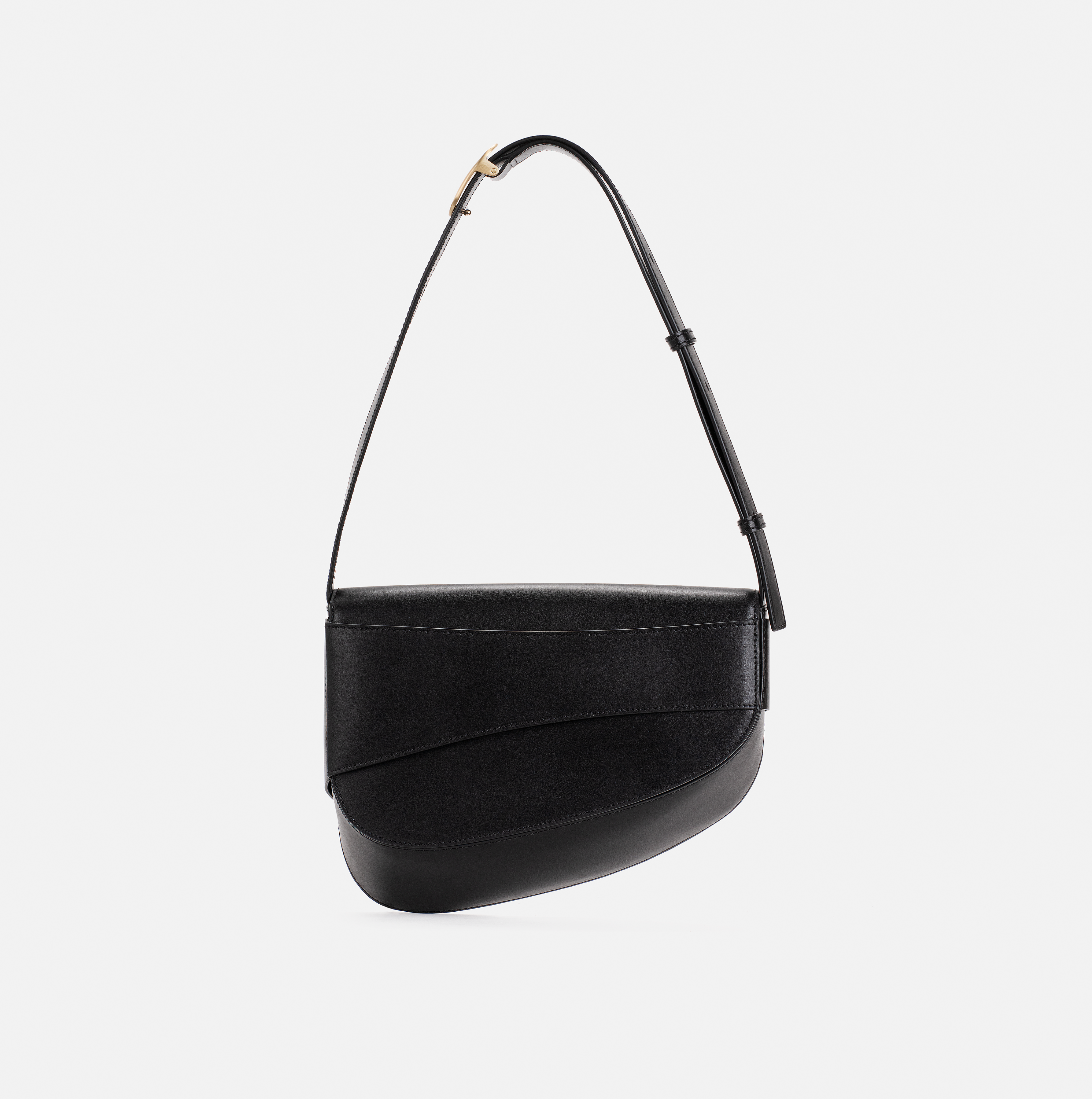 Marianne smooth leather shoulder bag in black