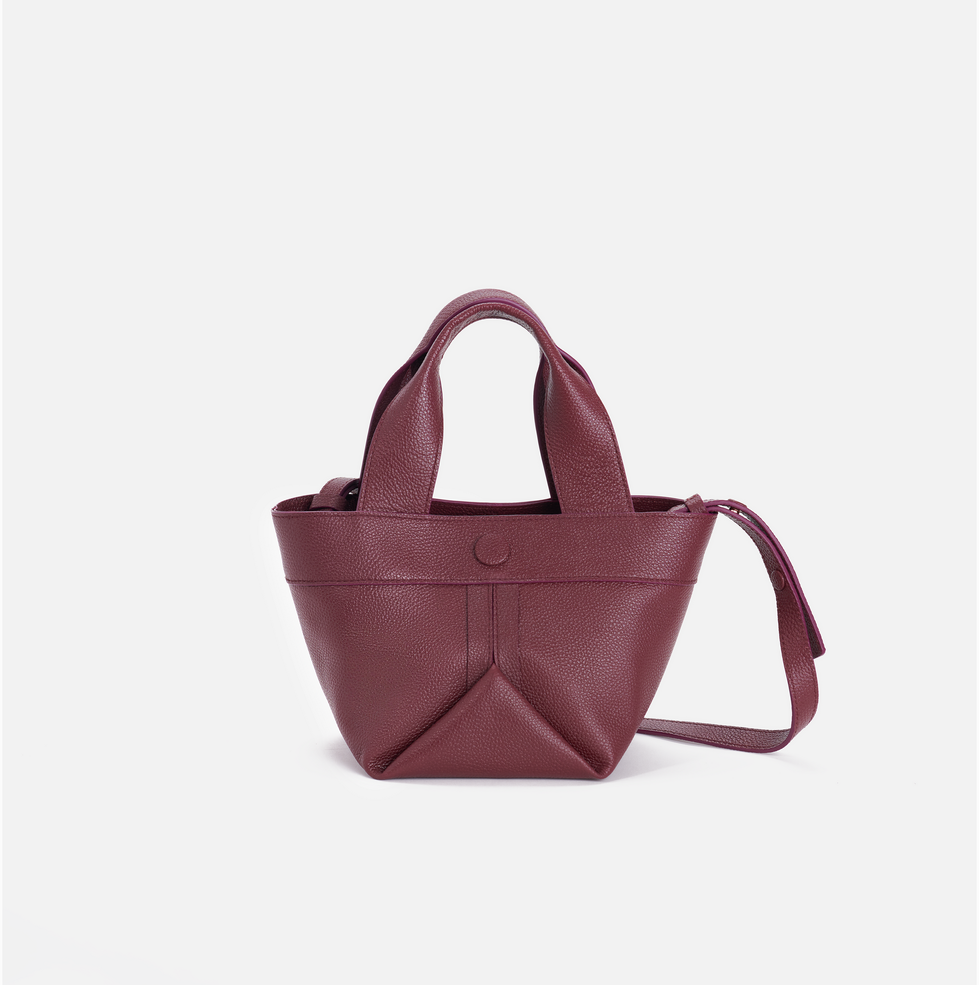Gusset small pebble leather tote in carnelian ro bags
