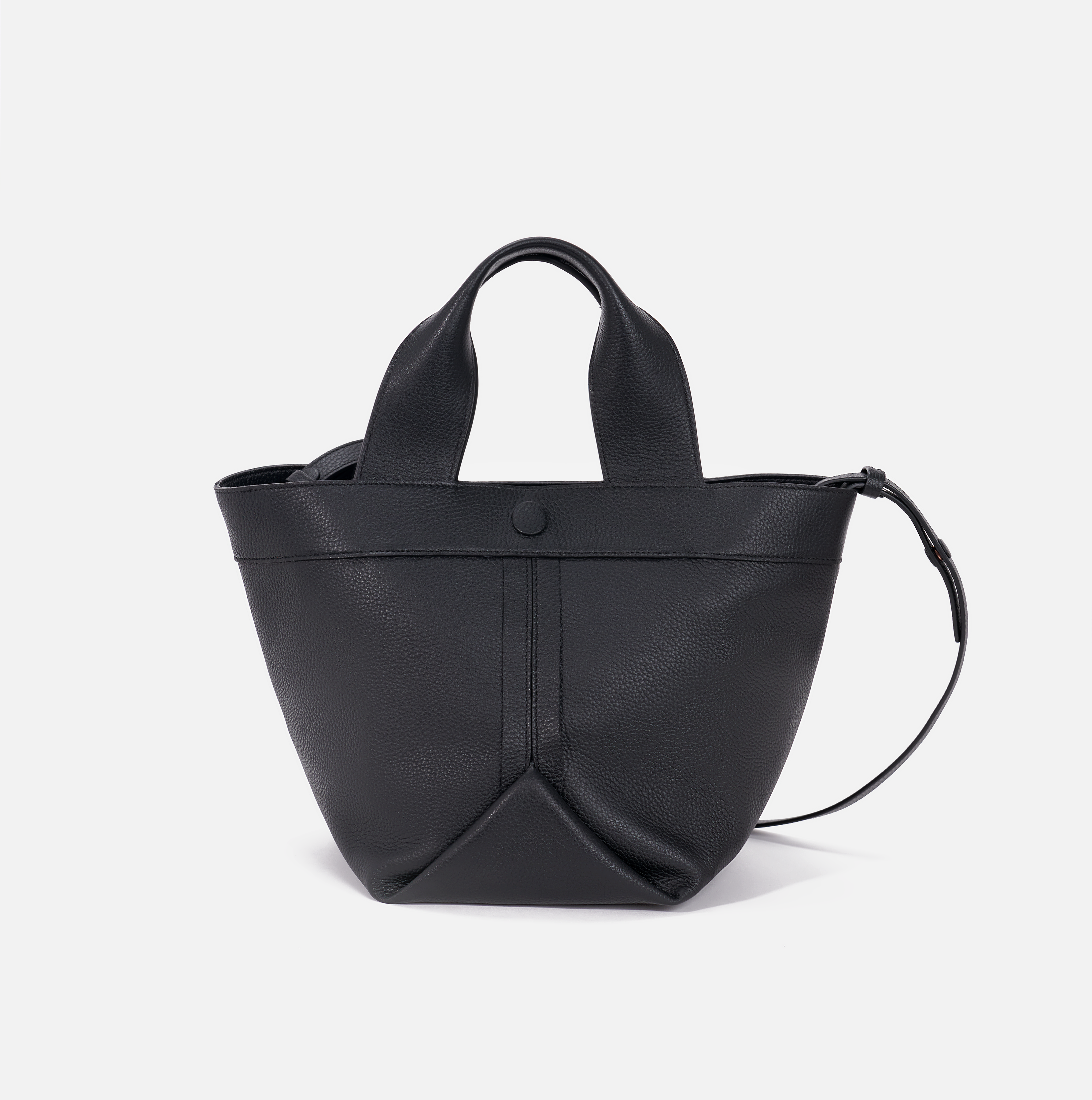 Gusset medium pebble leather tote in black